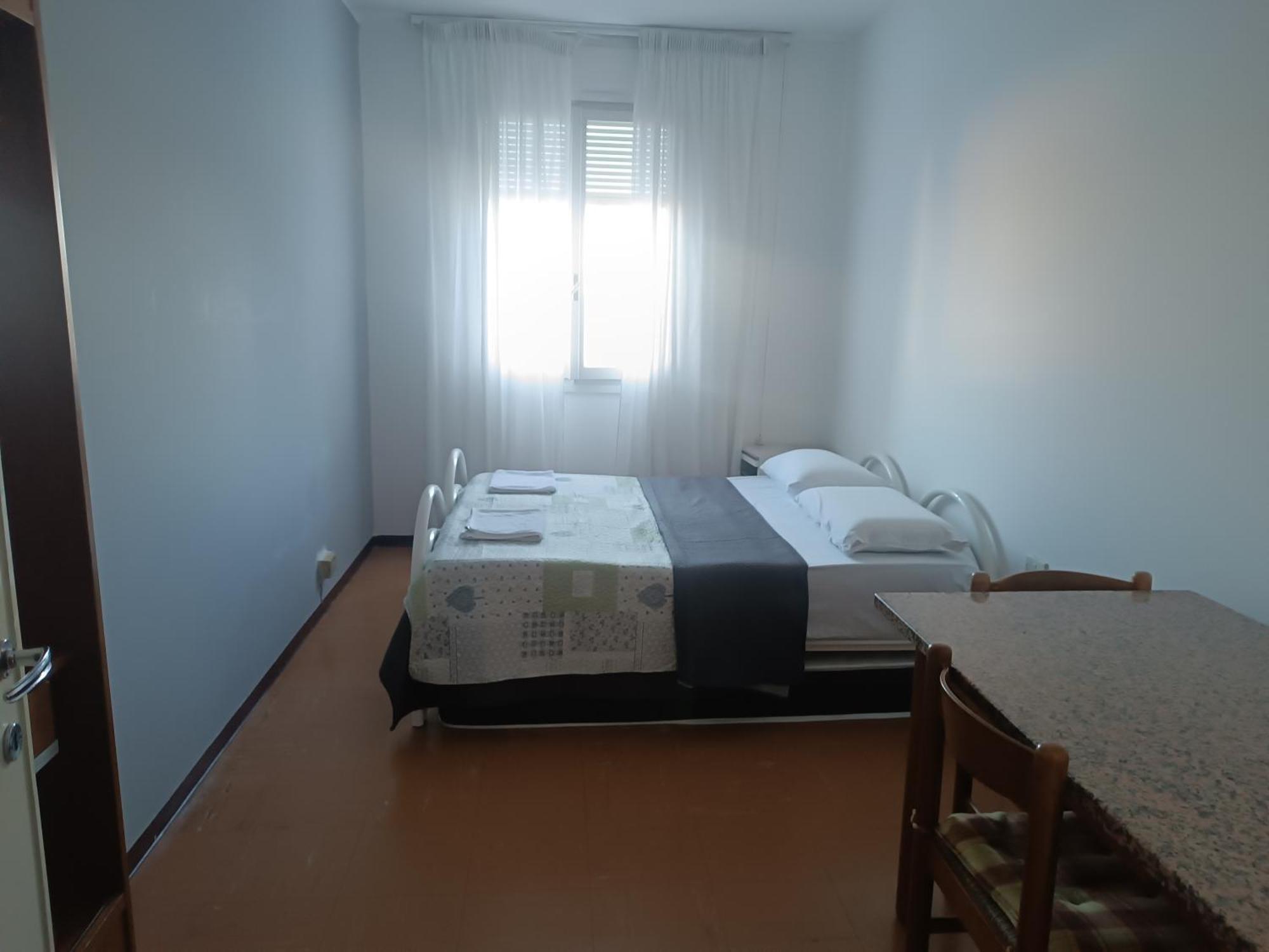 Lz Smartstays, Milan